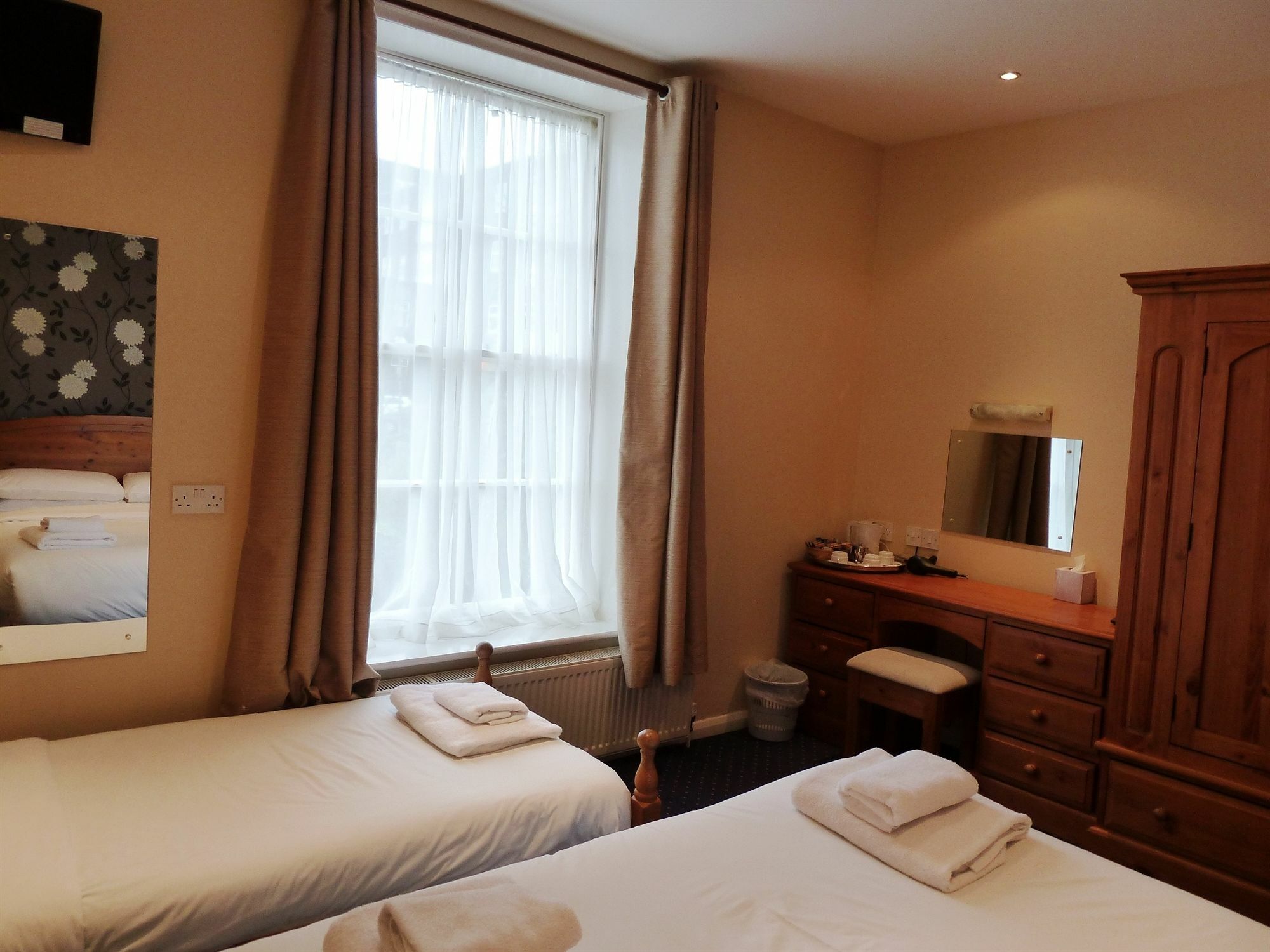 Hotel Bagdale Hall
