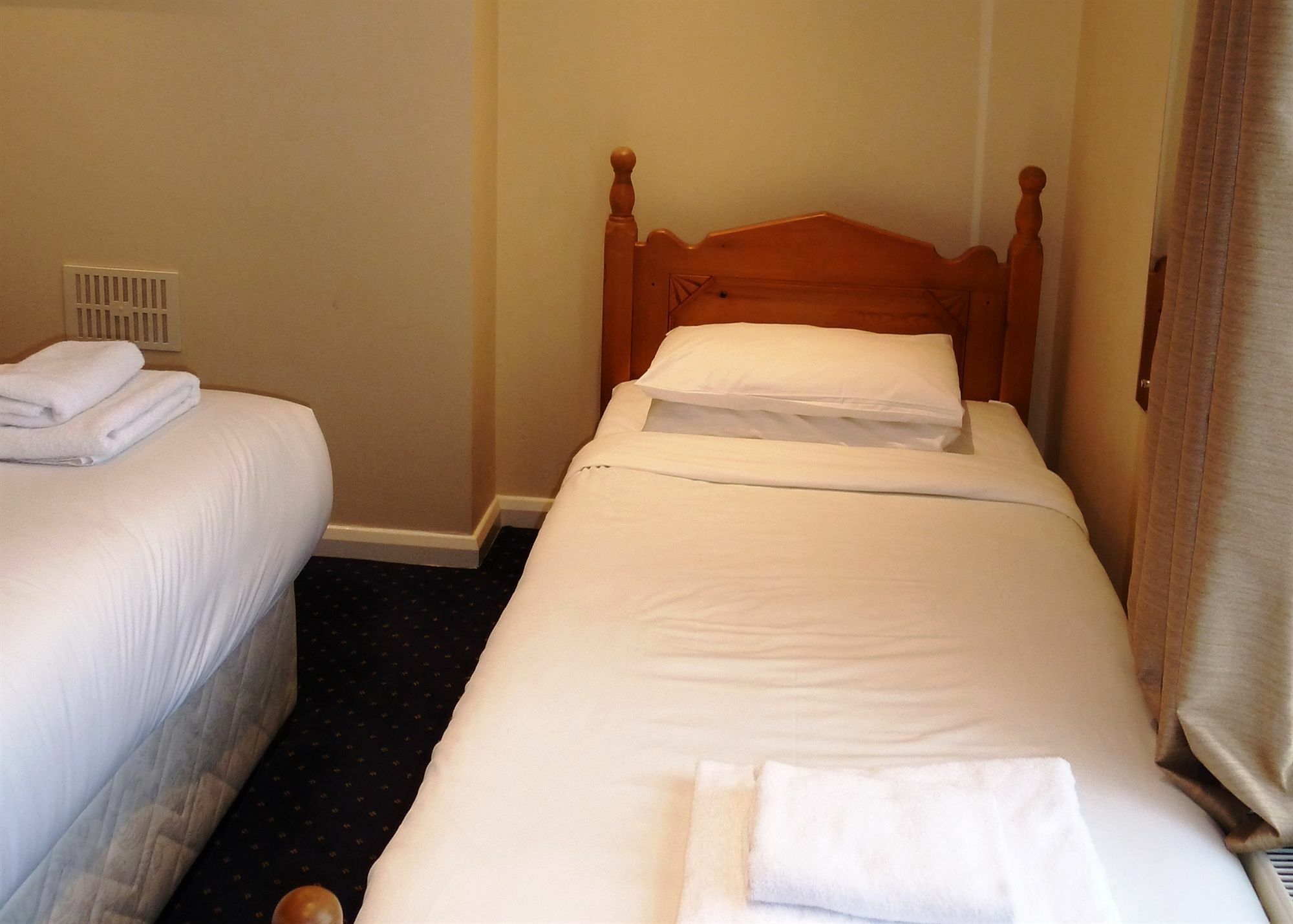 Bagdale Hall 3*