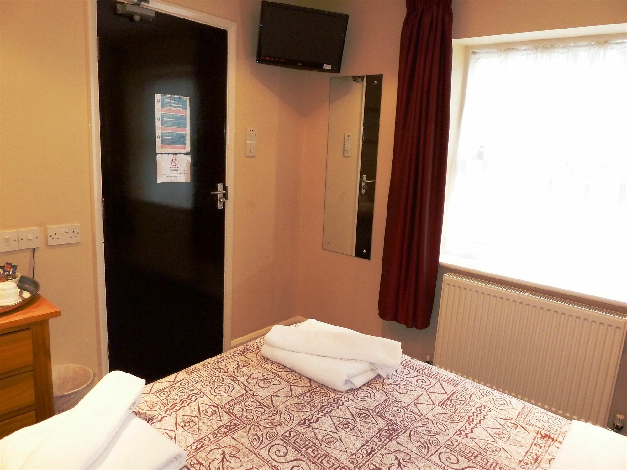 Bagdale Hall 3*